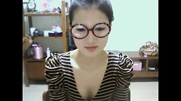 cute korean girl shows off on webcam niktsieniedowie pl