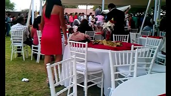 the pussy of my girlfriend at a wedding rzlnd