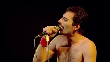 Queen - Love Of My Life (Live In Montreal 1981)