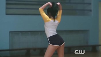 Camila Mendes (Veronica Lodge in Riverdale) – Sex Scenes, Kissing Scenes, Hot Scenes