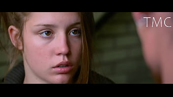 Adèle Exarchopoulos | Blue Is the Warmest Colour [HD]